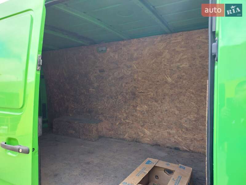 Грузовой фургон Mercedes-Benz Sprinter 2005 в Одессе