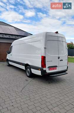 Грузовой фургон Mercedes-Benz Sprinter 2020 в 