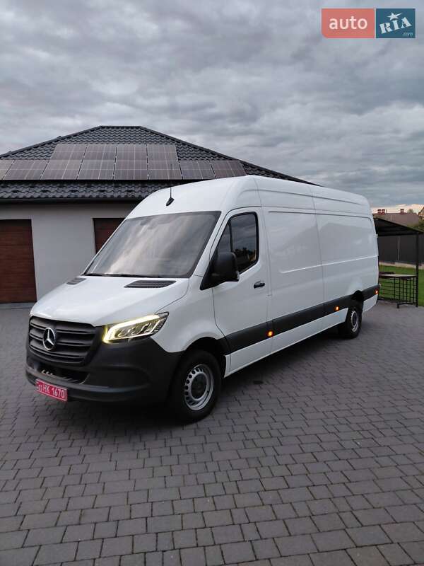 Грузовой фургон Mercedes-Benz Sprinter 2020 в 