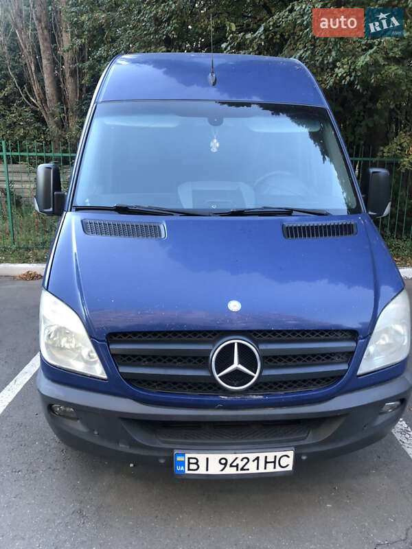 Грузовой фургон Mercedes-Benz Sprinter 2007 в Полтаве