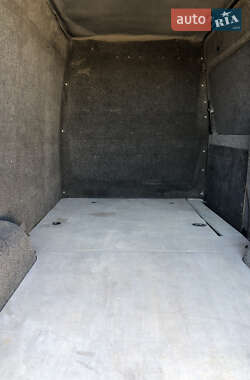 Грузовой фургон Mercedes-Benz Sprinter 2007 в 