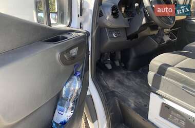Грузопассажирский фургон Mercedes-Benz Sprinter 2023 в 