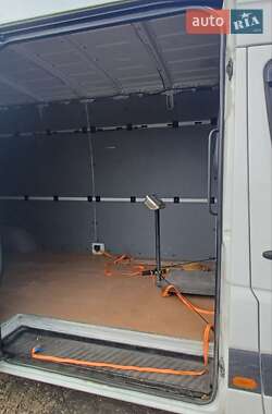 Грузовой фургон Mercedes-Benz Sprinter 2014 в 