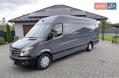 Грузовой фургон Mercedes-Benz Sprinter 2017 в 