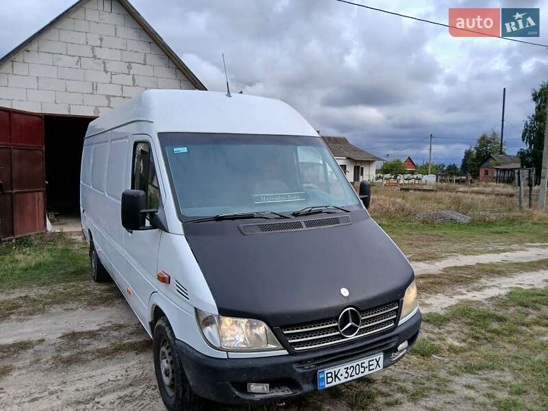 Mercedes-Benz Sprinter 2006