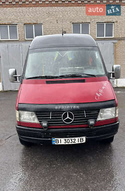 Микроавтобус Mercedes-Benz Sprinter 1996 в Липовце