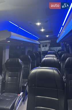 Туристический / Междугородний автобус Mercedes-Benz Sprinter 2015 в 