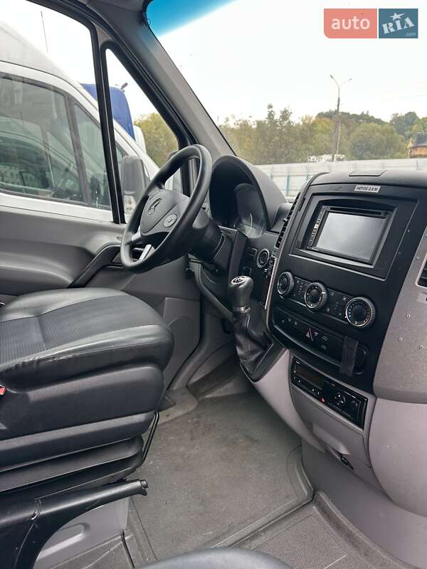 Туристический / Междугородний автобус Mercedes-Benz Sprinter 2015 в Ровно