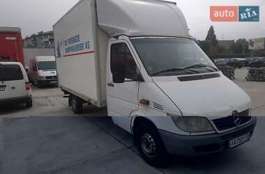 Грузовой фургон Mercedes-Benz Sprinter 2005 в 