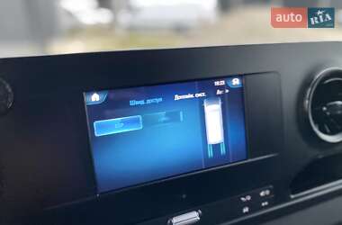 Грузовой фургон Mercedes-Benz Sprinter 2023 в 