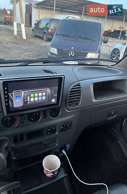 Туристический / Междугородний автобус Mercedes-Benz Sprinter 2000 в 