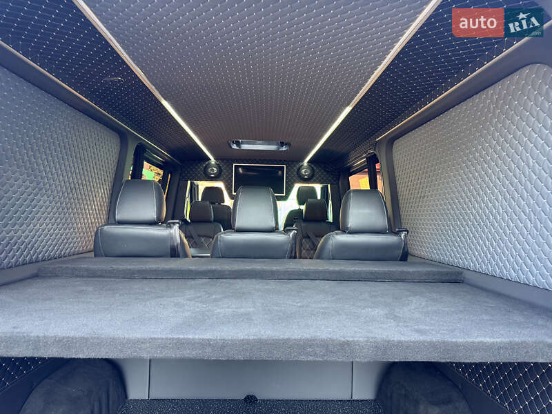 Микроавтобус Mercedes-Benz Sprinter 2019 в Ровно фото 45 Микроавтобус Mercedes-Benz Sprinter 2019 в Ровно