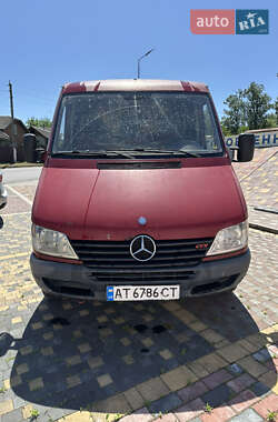Грузовой фургон Mercedes-Benz Sprinter 2001 в 