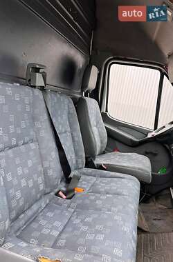 Грузовой фургон Mercedes-Benz Sprinter 2004 в 