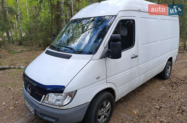 Микроавтобус грузовой (до 3,5т) Mercedes-Benz Sprinter 2004 в 