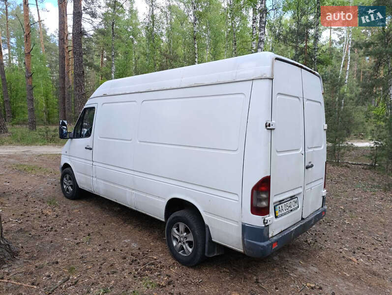 Микроавтобус грузовой (до 3,5т) Mercedes-Benz Sprinter 2004 в Носовке
