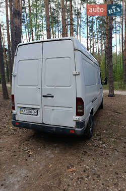 Микроавтобус грузовой (до 3,5т) Mercedes-Benz Sprinter 2004 в 