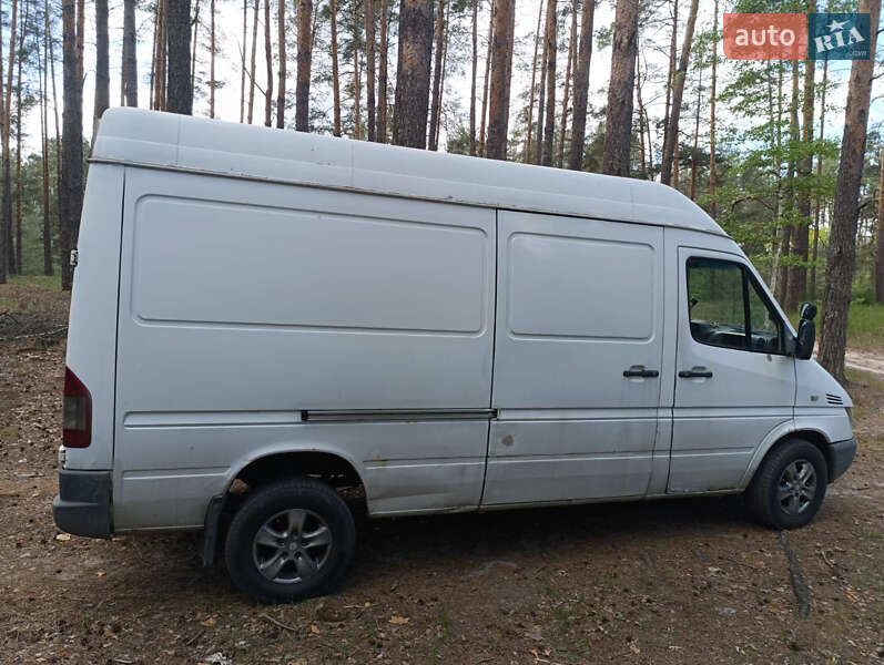 Микроавтобус грузовой (до 3,5т) Mercedes-Benz Sprinter 2004 в Носовке