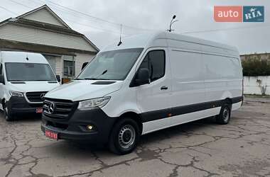 Грузовой фургон Mercedes-Benz Sprinter 2020 в 