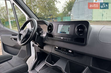 Грузовой фургон Mercedes-Benz Sprinter 2020 в 
