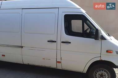 Грузовой фургон Mercedes-Benz Sprinter 2003 в 