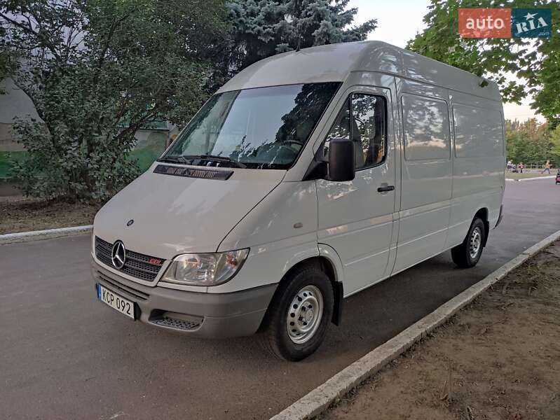 Mercedes-Benz Sprinter 2006