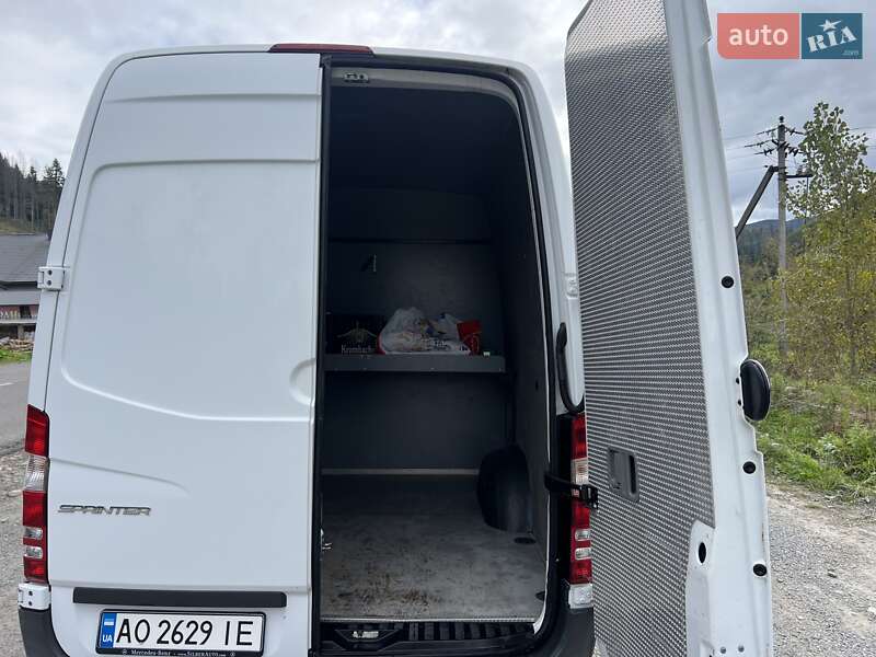 Мікроавтобус Mercedes-Benz Sprinter 2017 в Міжгір'ї