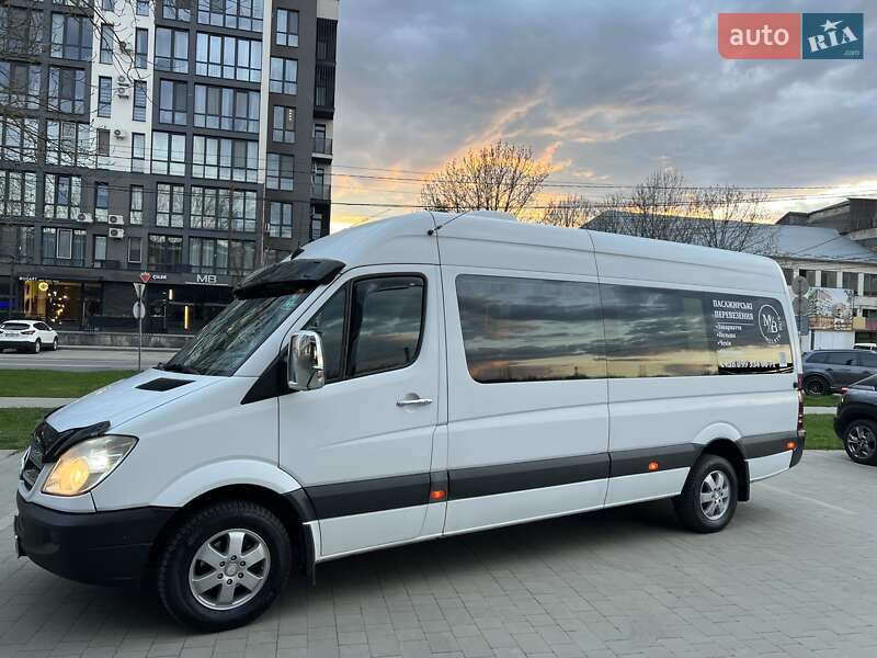 Микроавтобус Mercedes-Benz Sprinter 2009 в 