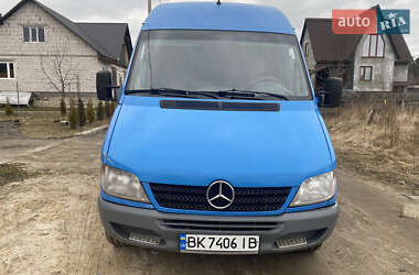 Грузовой фургон Mercedes-Benz Sprinter 2005 в Костополе