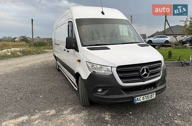 Грузовой фургон Mercedes-Benz Sprinter 2019 в 