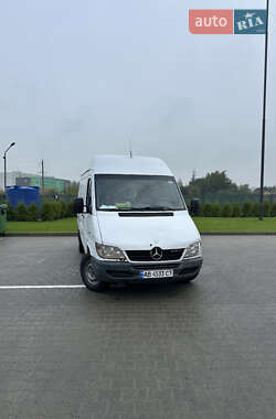 Грузовой фургон Mercedes-Benz Sprinter 2005 в 