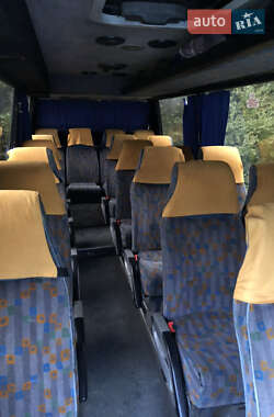 Туристический / Междугородний автобус Mercedes-Benz Sprinter 2003 в 