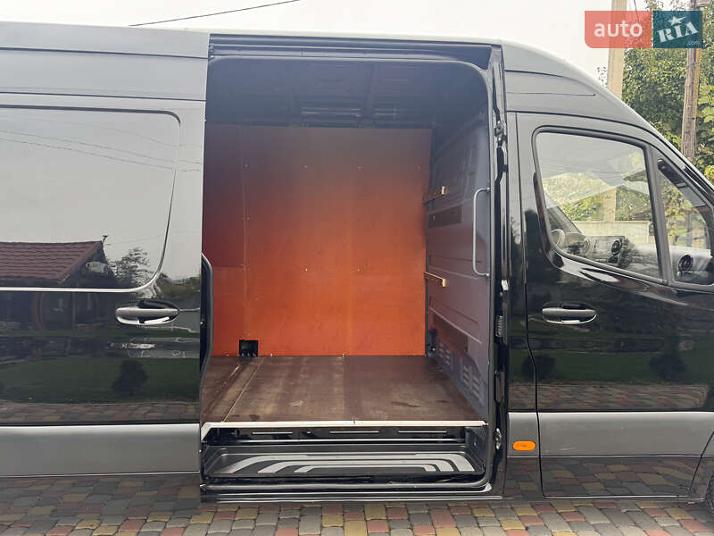 Грузовой фургон Mercedes-Benz Sprinter 2020 в Дубно фото 23 Грузовой фургон Mercedes-Benz Sprinter 2020 в Дубно