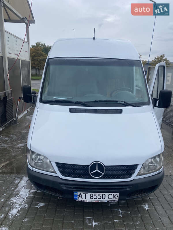 Mercedes-Benz Sprinter 2006