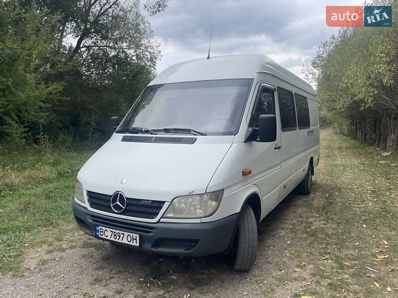 Mercedes-Benz Sprinter 2005