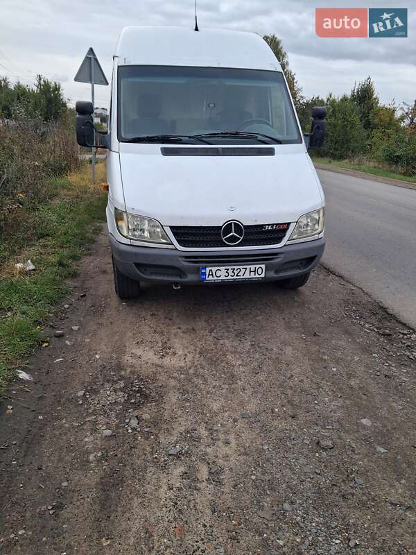 Mercedes-Benz Sprinter 2006