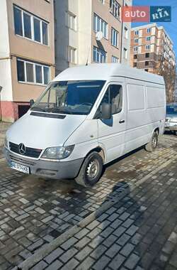 Вантажний фургон Mercedes-Benz Sprinter 2004 в Чернівцях