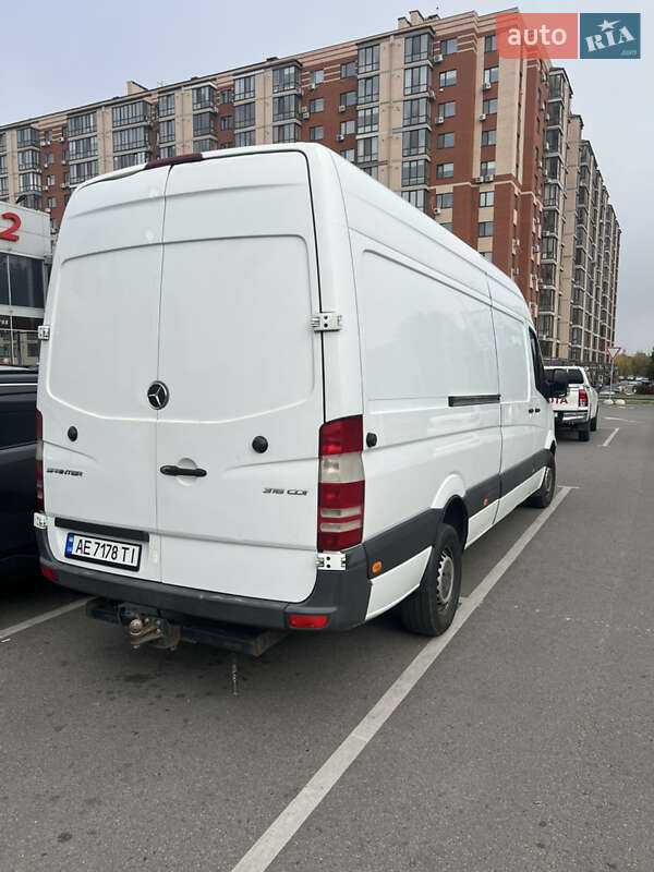 Вантажний фургон Mercedes-Benz Sprinter 2017 в Дніпрі