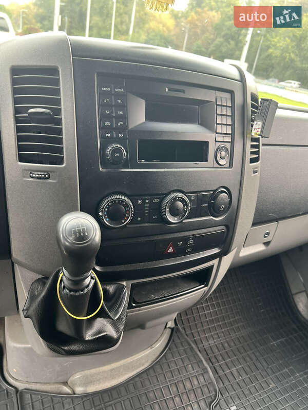 Вантажний фургон Mercedes-Benz Sprinter 2017 в Дніпрі