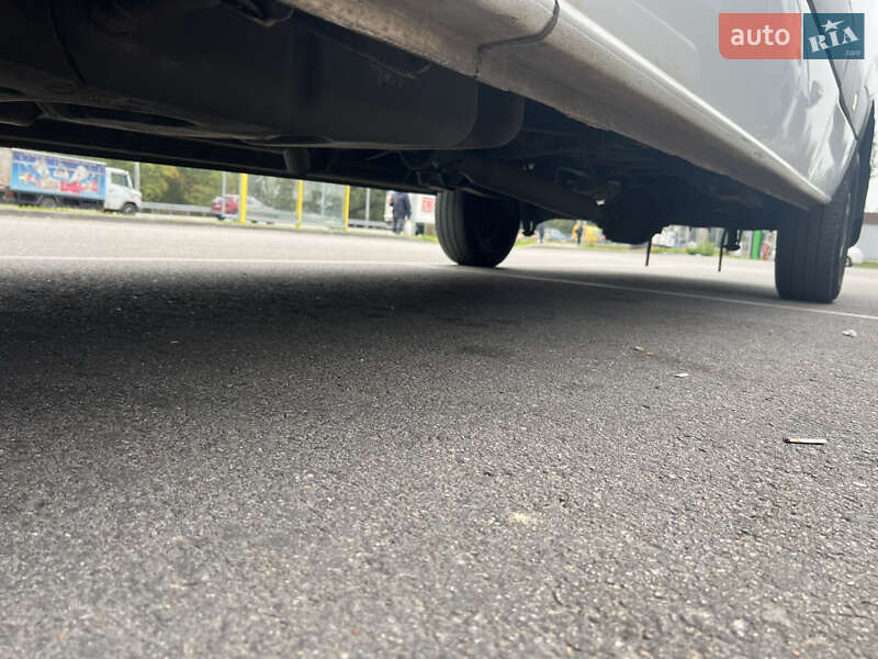 Вантажний фургон Mercedes-Benz Sprinter 2017 в Дніпрі