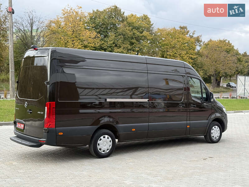 Грузовой фургон Mercedes-Benz Sprinter 2022 в Ровно