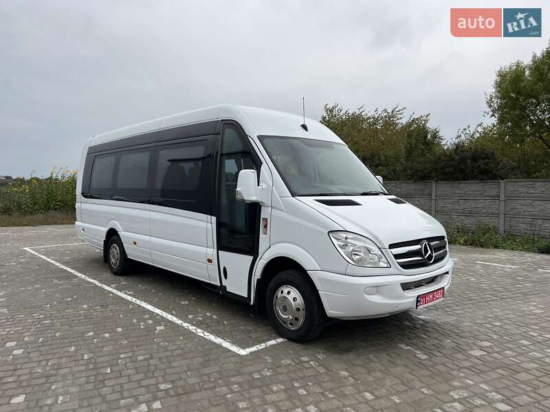 Туристический / Междугородний автобус Mercedes-Benz Sprinter 2012 в Хотине