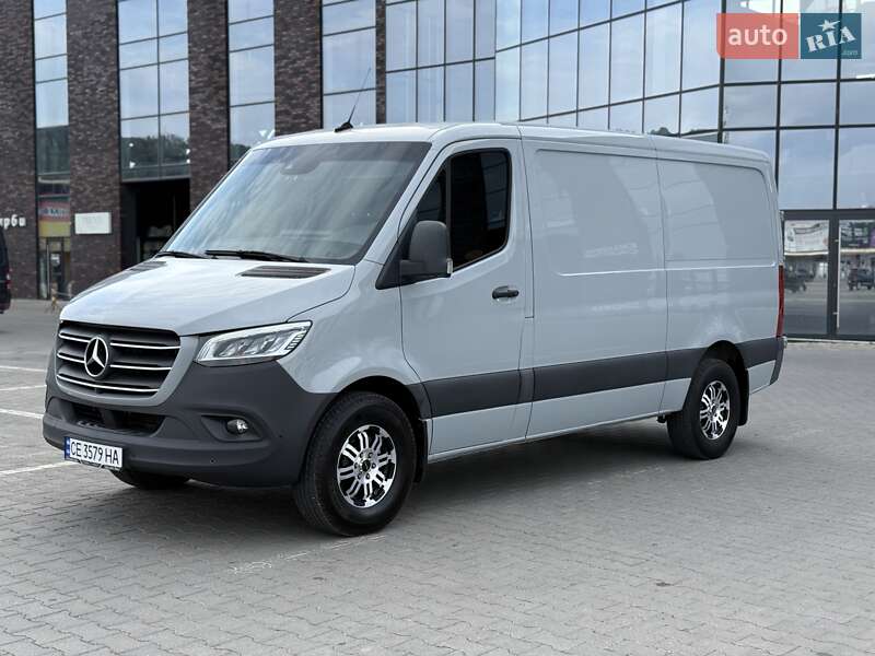Вантажний фургон Mercedes-Benz Sprinter 2021 в Чернівцях
