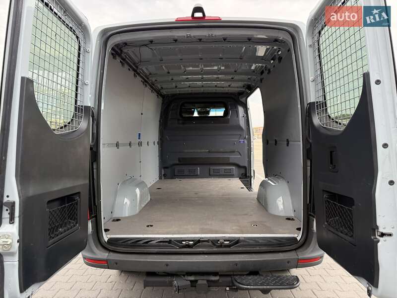 Вантажний фургон Mercedes-Benz Sprinter 2021 в Чернівцях