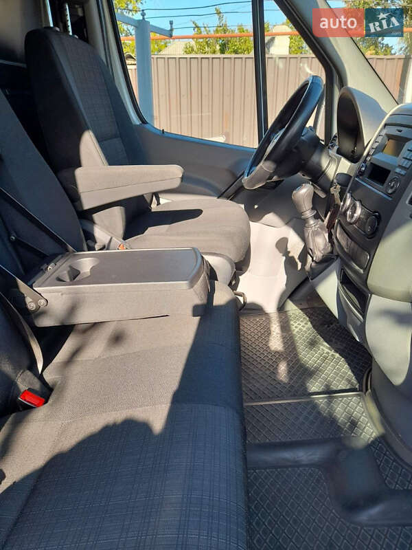 Микроавтобус грузовой (до 3,5т) Mercedes-Benz Sprinter 2014 в Ладыжине
