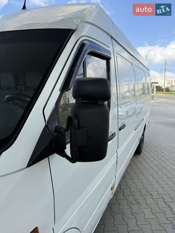 Грузовой фургон Mercedes-Benz Sprinter 2004 в Хмельницком