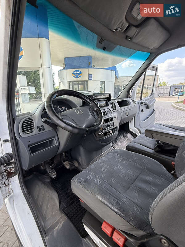Грузовой фургон Mercedes-Benz Sprinter 2004 в Хмельницком
