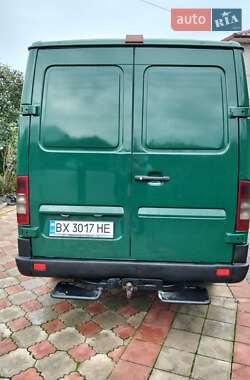 Микроавтобус Mercedes-Benz Sprinter 2005 в  фото 5 Микроавтобус Mercedes-Benz Sprinter 2005 в