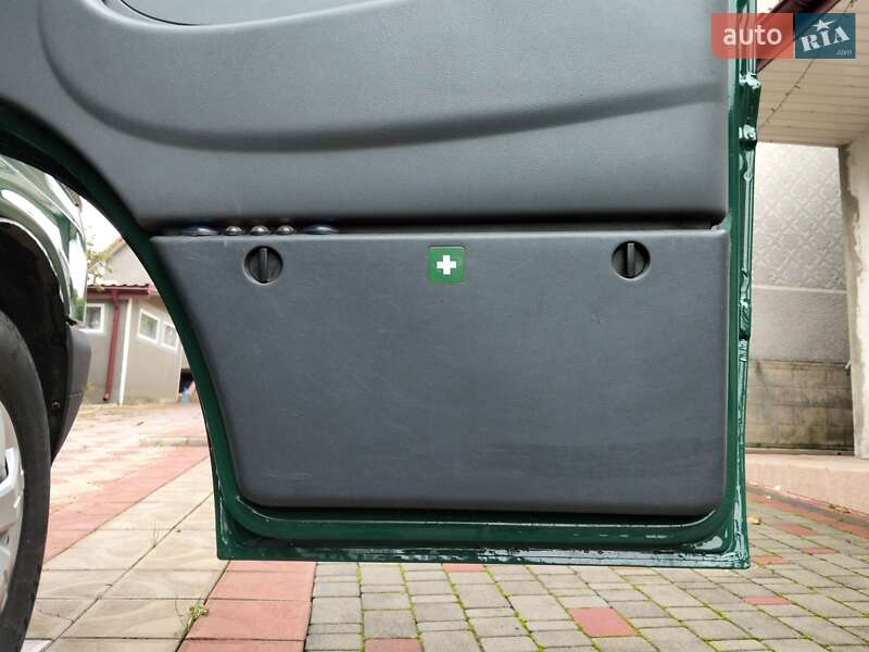 Микроавтобус Mercedes-Benz Sprinter 2005 в Каменец-Подольском