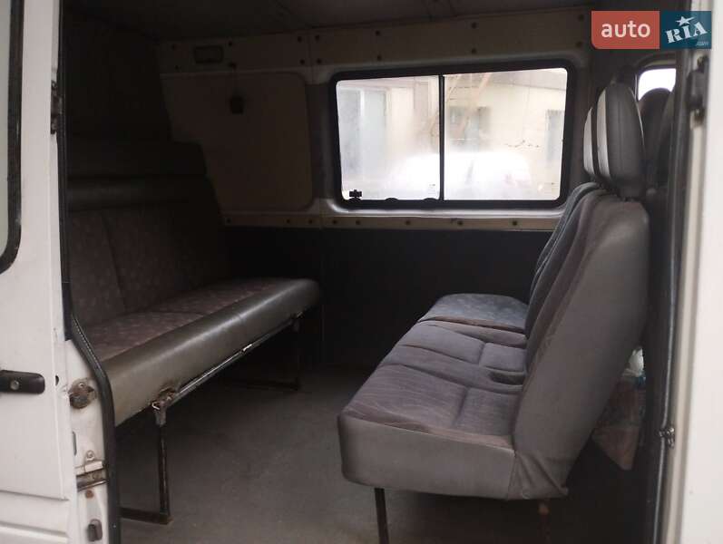 Грузопассажирский фургон Mercedes-Benz Sprinter 2005 в Фастове